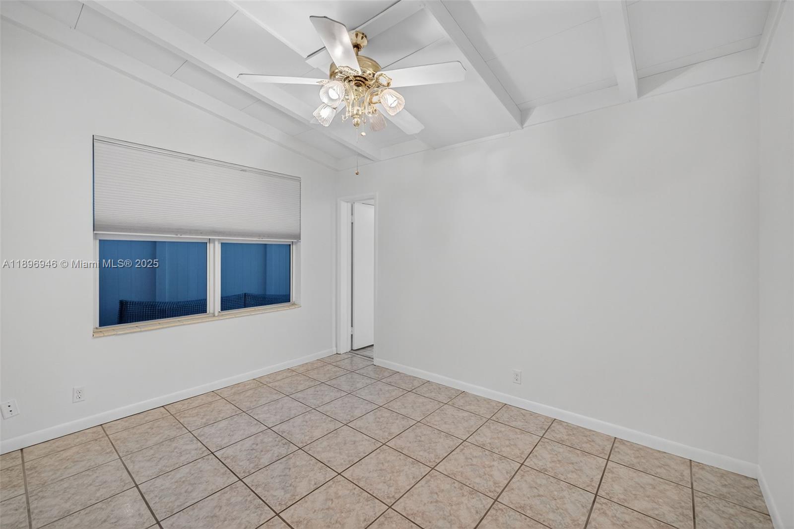 Lauderdale Isles - Residential