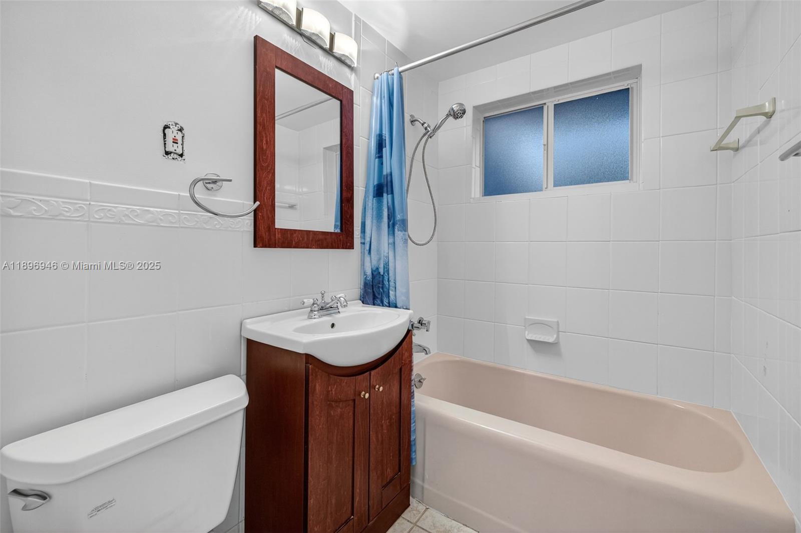 Lauderdale Isles - Residential