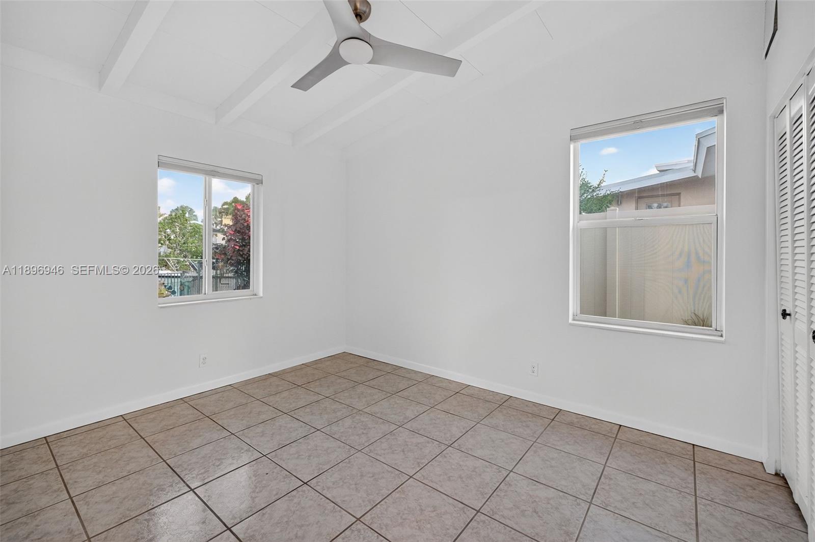 Lauderdale Isles - Residential