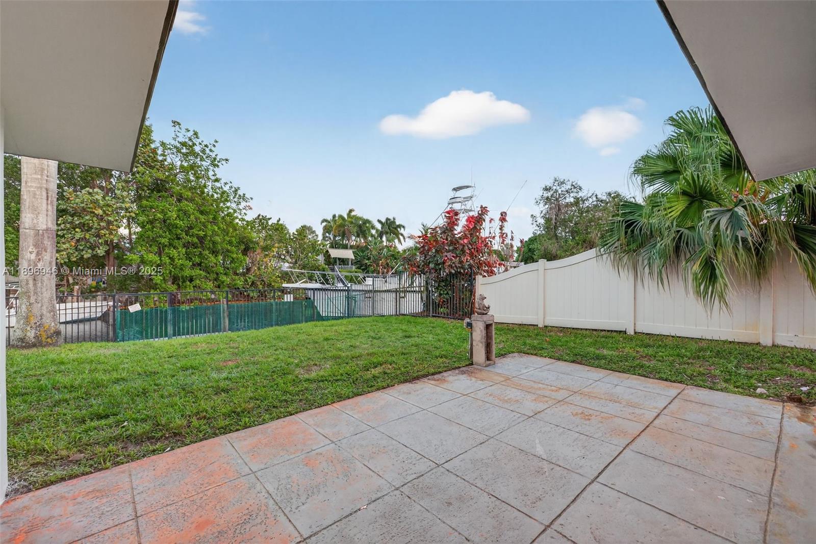 Lauderdale Isles - Residential
