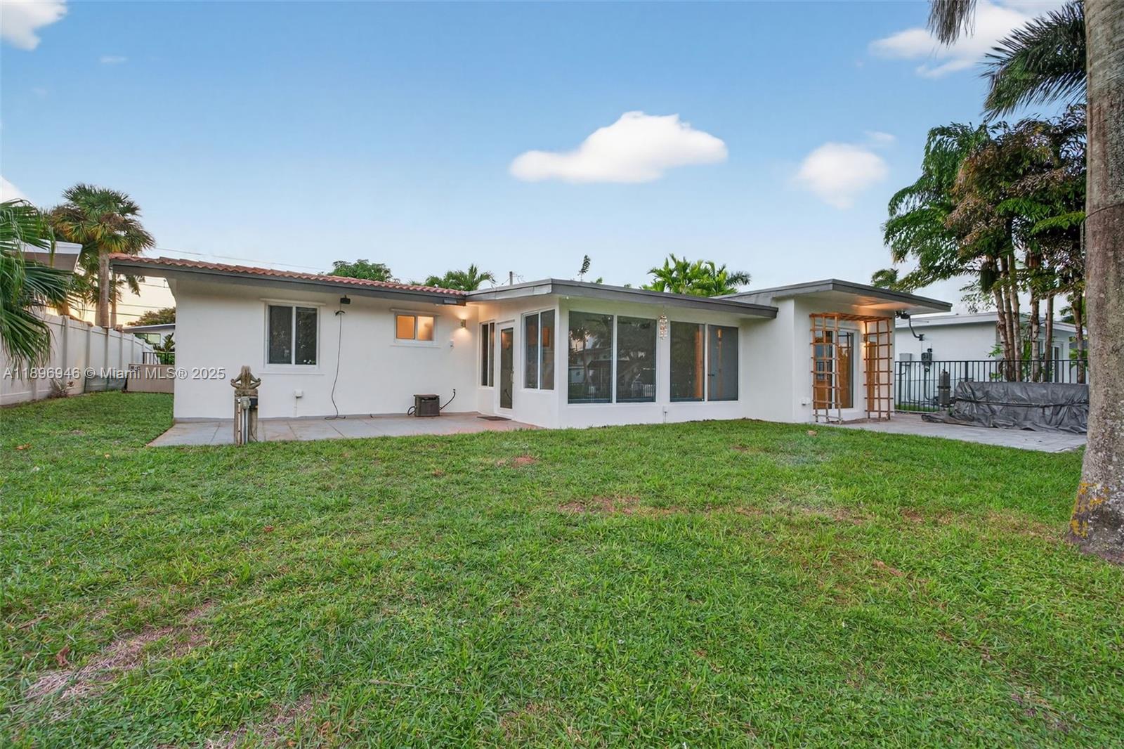 Lauderdale Isles - Residential