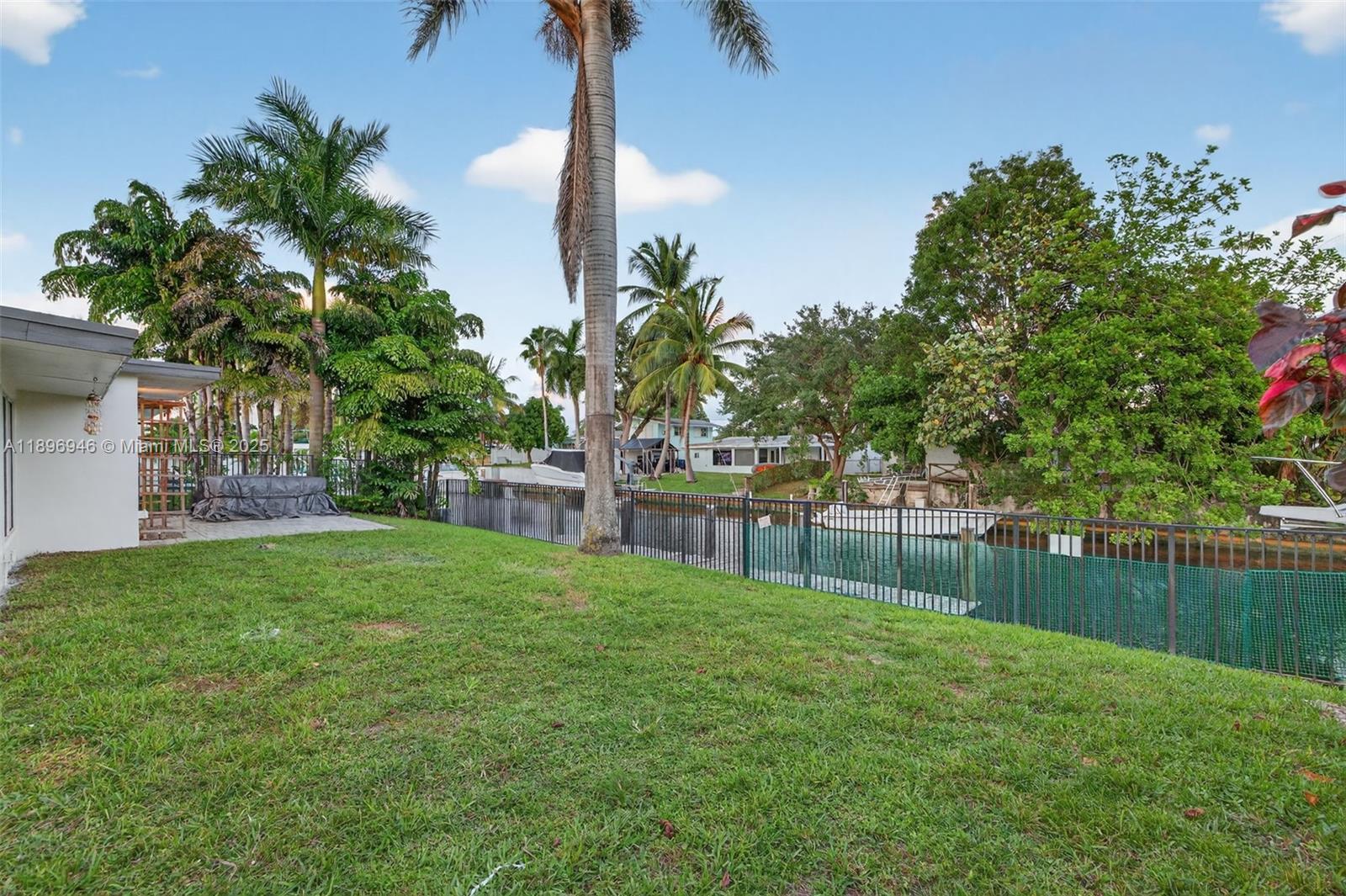 Lauderdale Isles - Residential