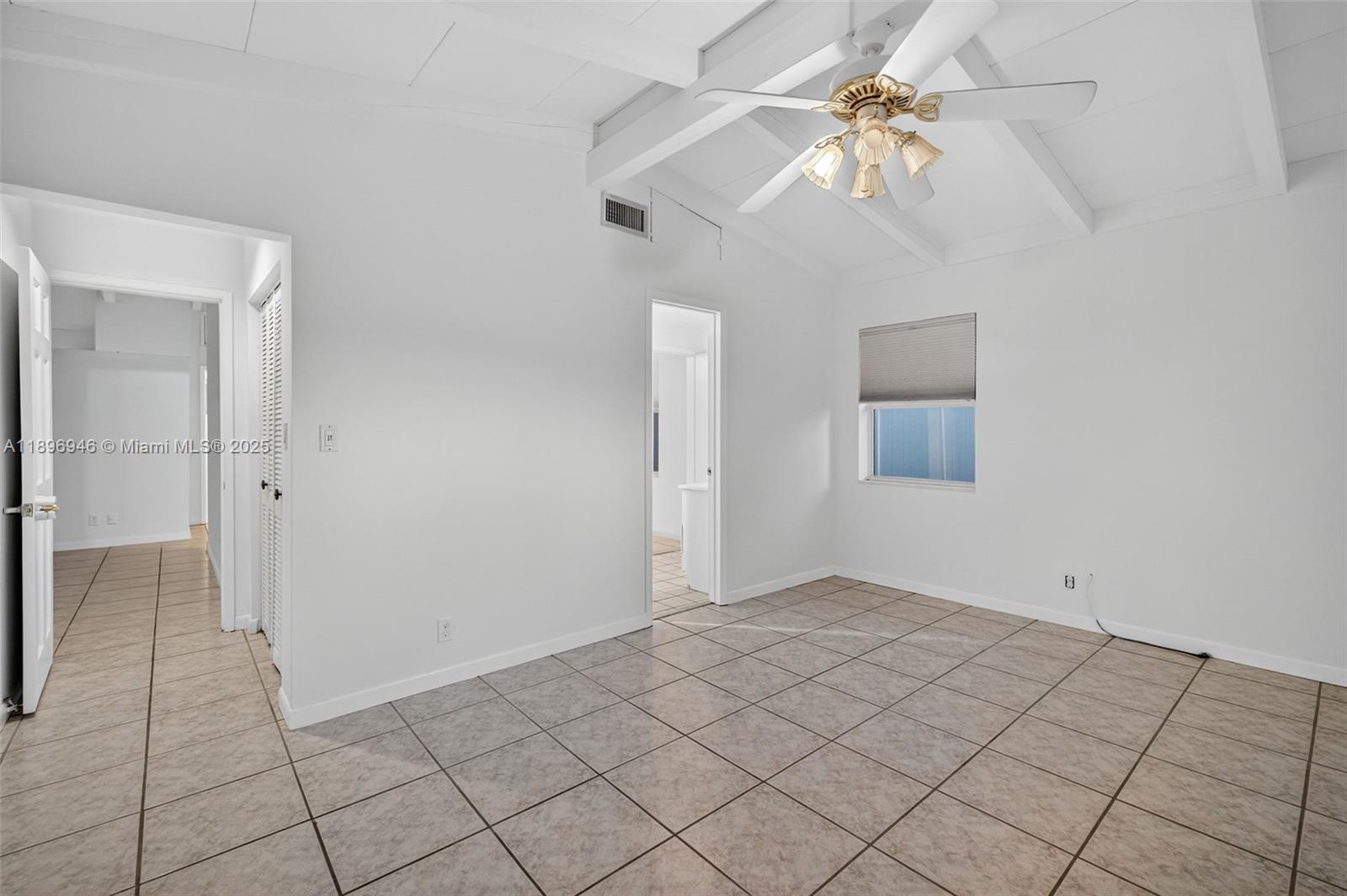 Lauderdale Isles - Residential