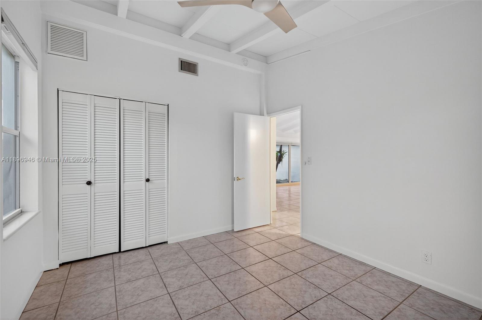 Lauderdale Isles - Residential