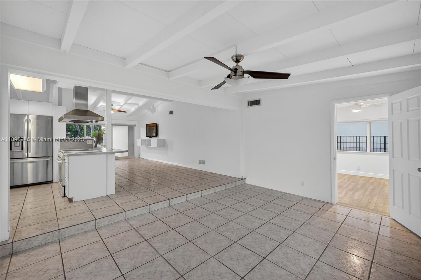 Lauderdale Isles - Residential