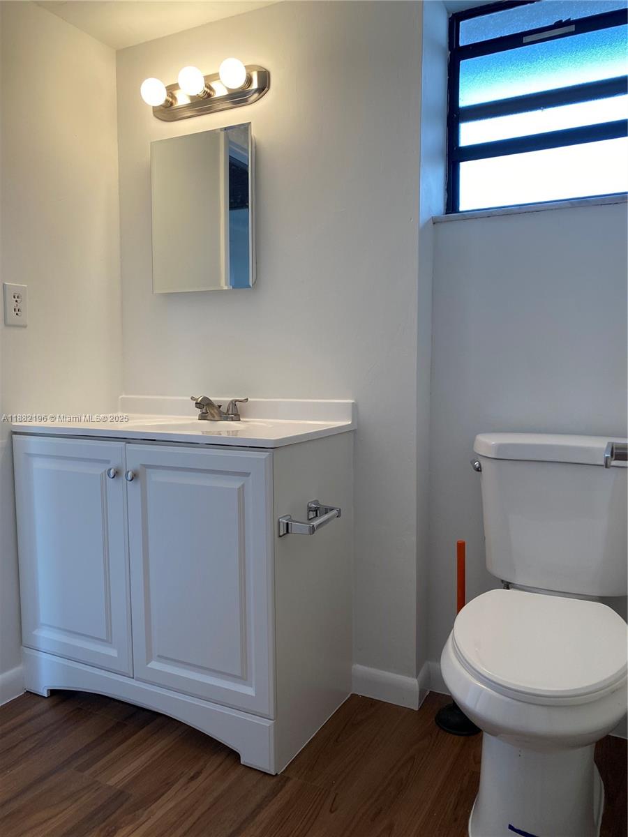 COLONY POINT 3 CONDO - Residential