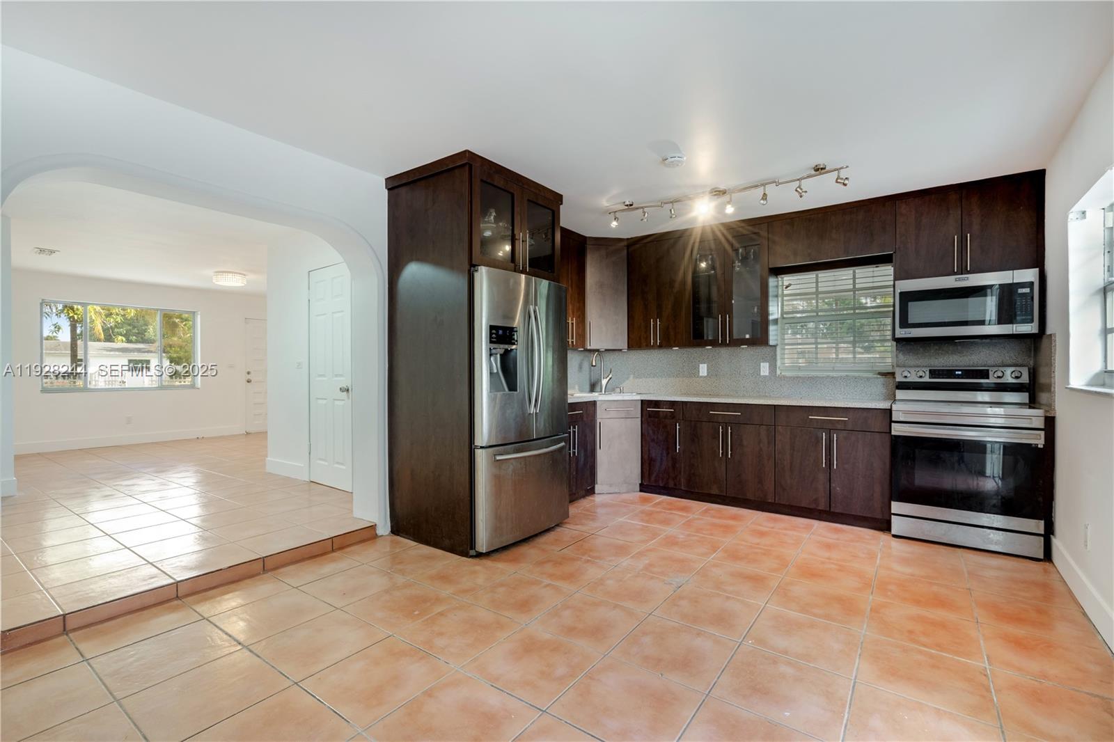 MYRTLE GROVE 2ND ADDN - Residential