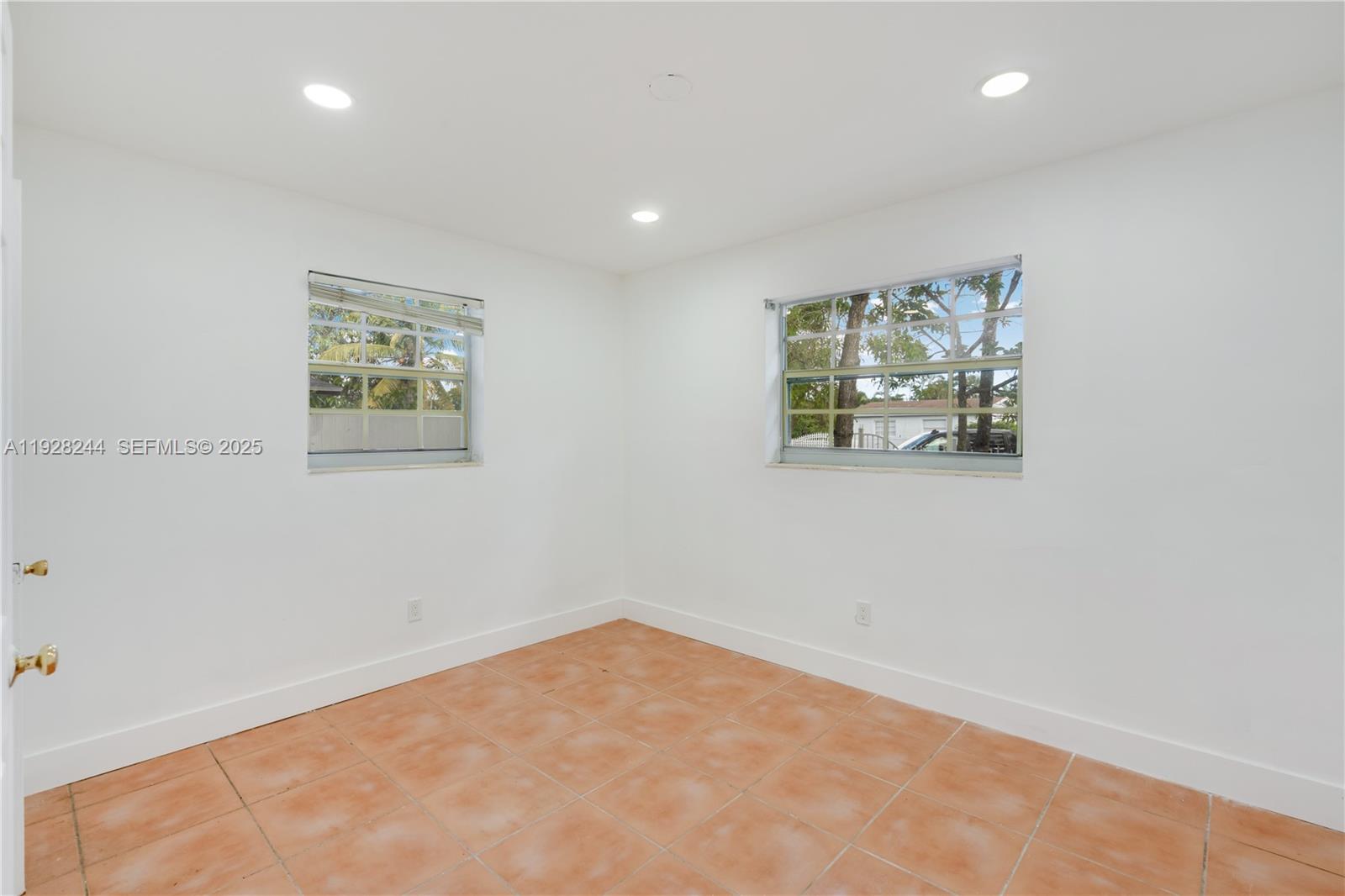 MYRTLE GROVE 2ND ADDN - Residential