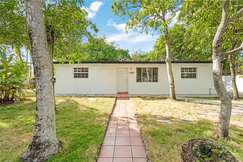 Photo of 17144 NW 24th Pl, Miami Gardens, FL 33056 (MLS # A11928244)