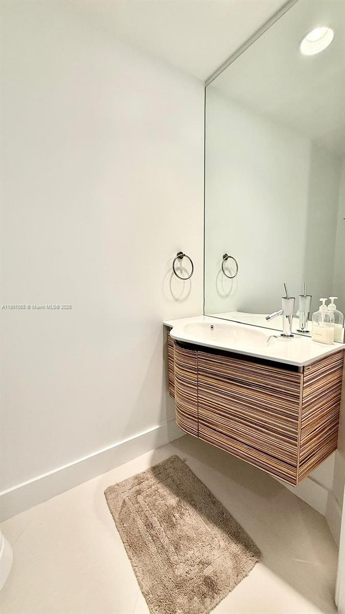 2700 NORTH OCEAN CONDO - Residential Lease