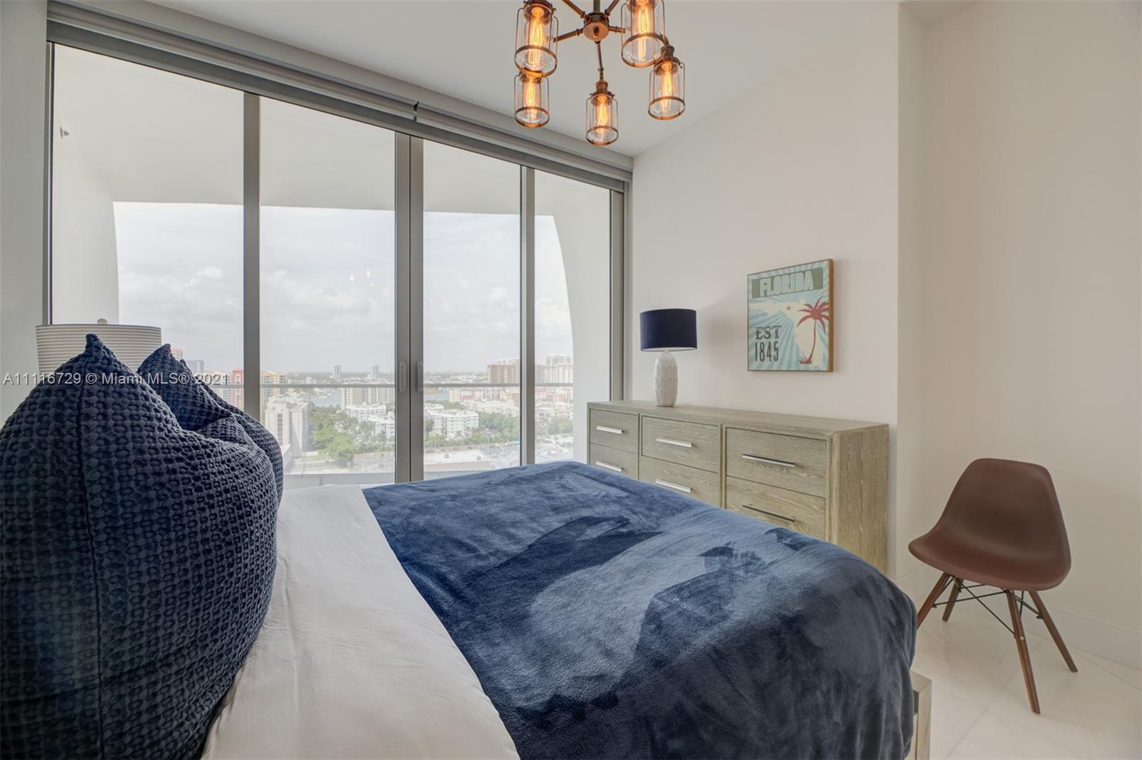 JADE SIGNATURE CONDO - Residential