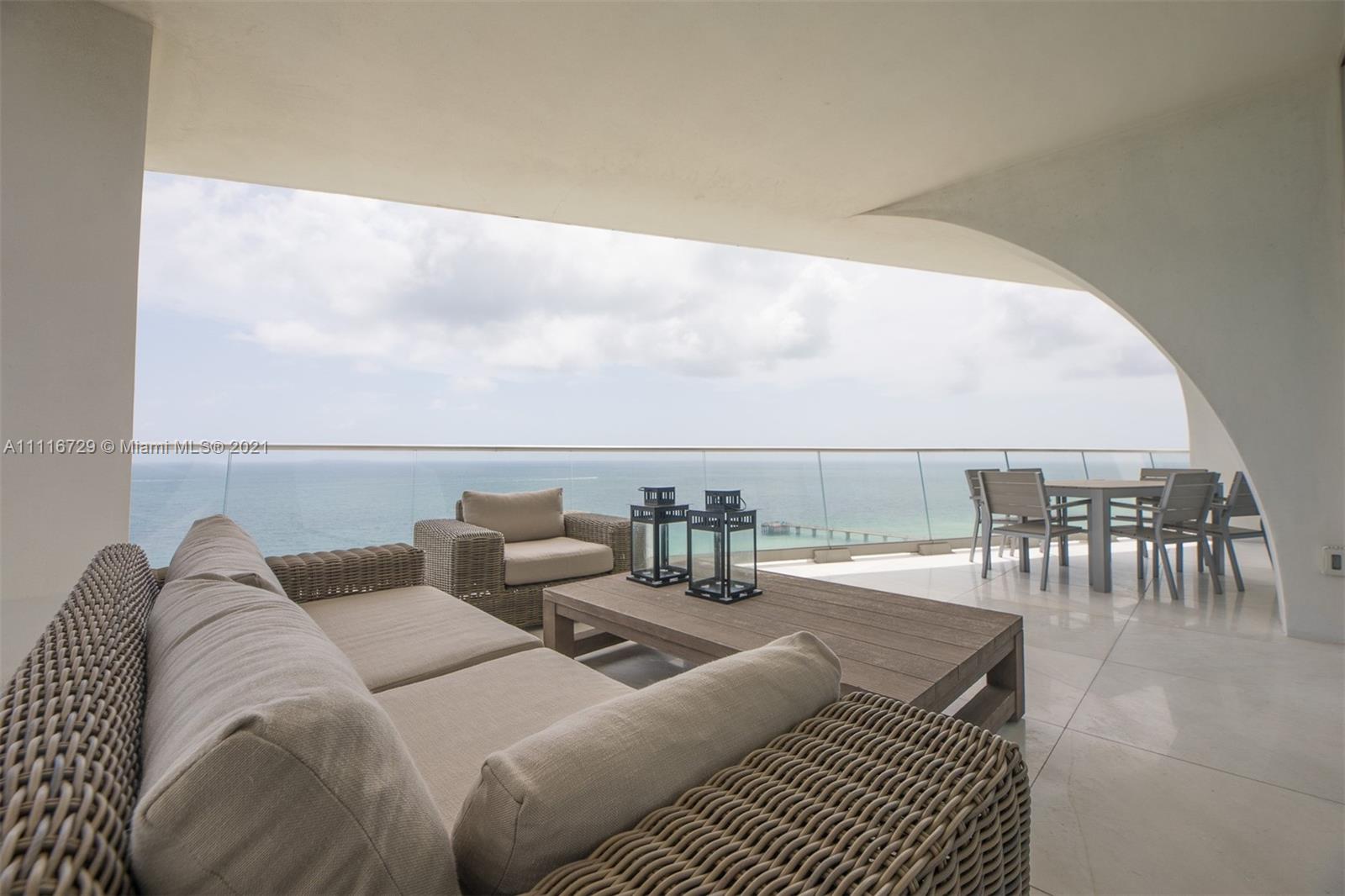 JADE SIGNATURE CONDO - Residential