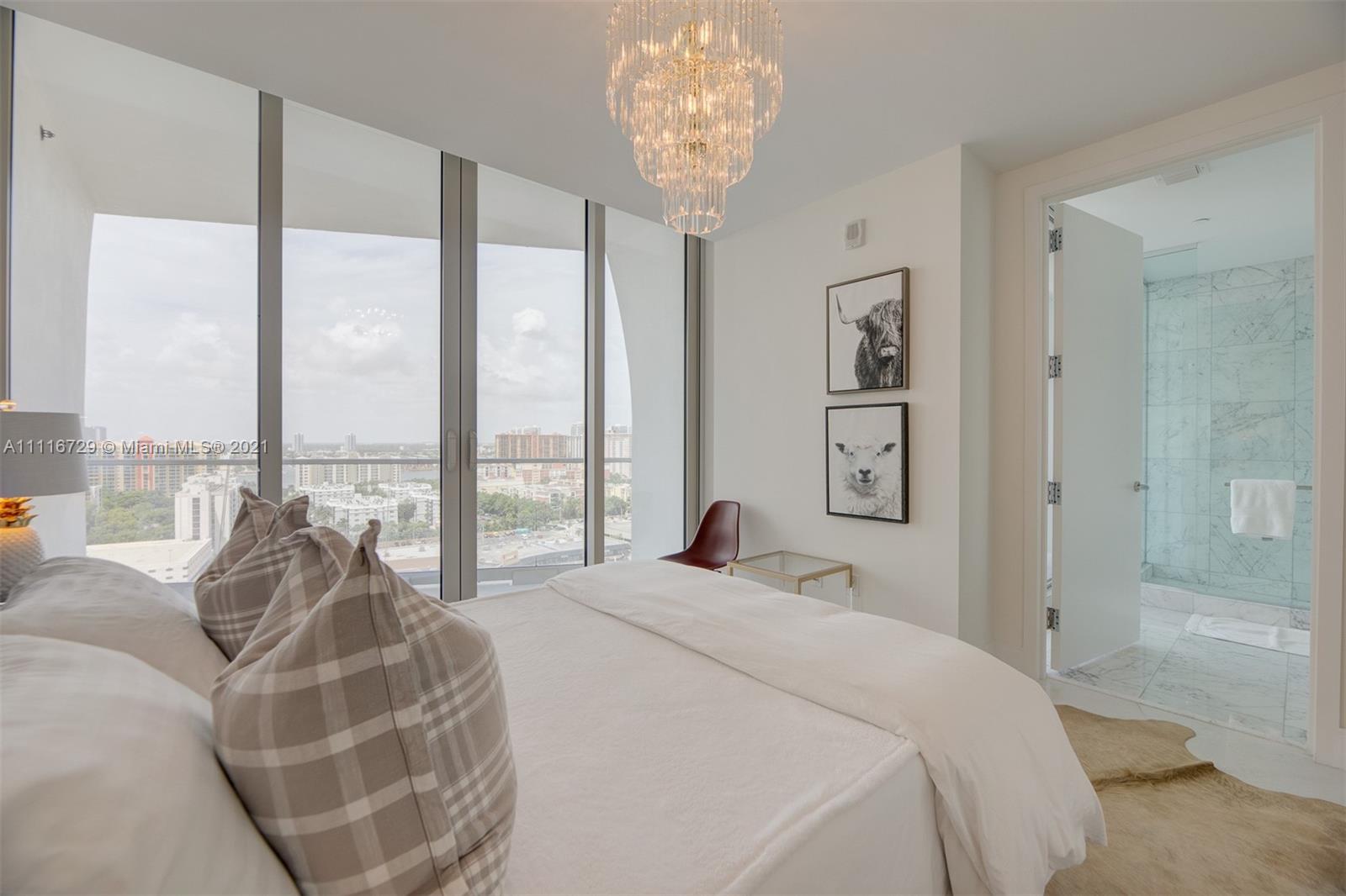 JADE SIGNATURE CONDO - Residential