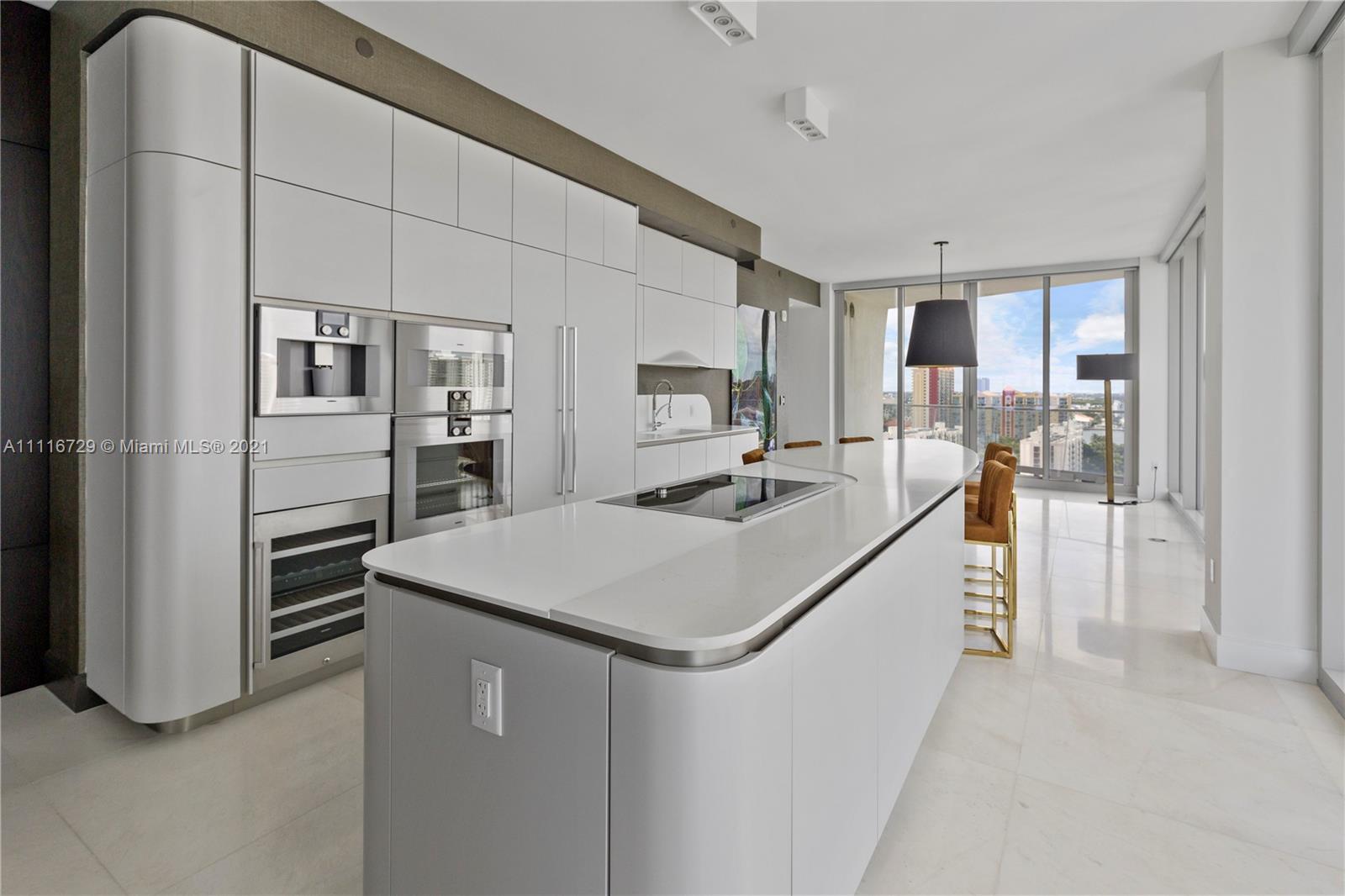 JADE SIGNATURE CONDO - Residential