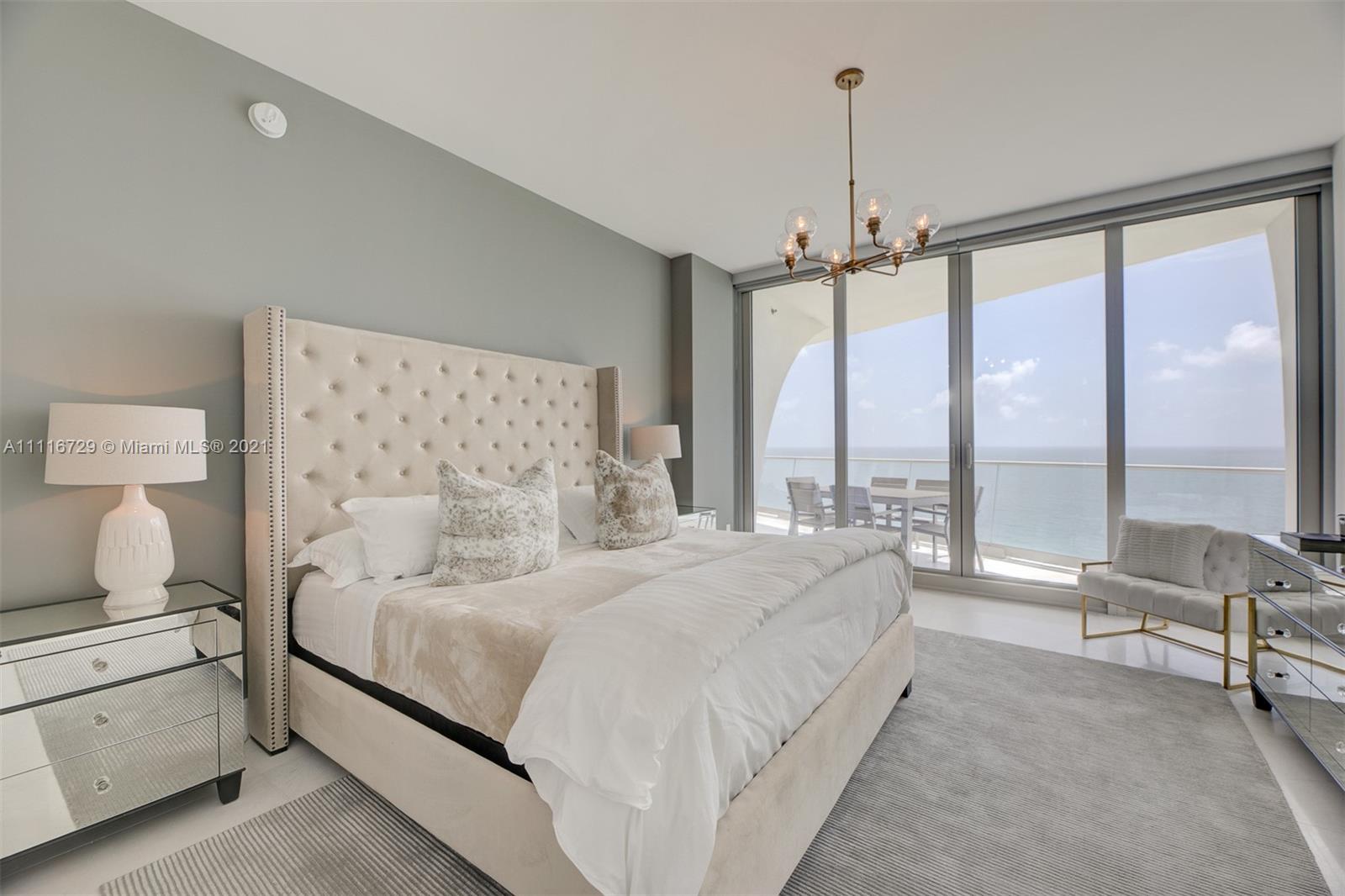 JADE SIGNATURE CONDO - Residential