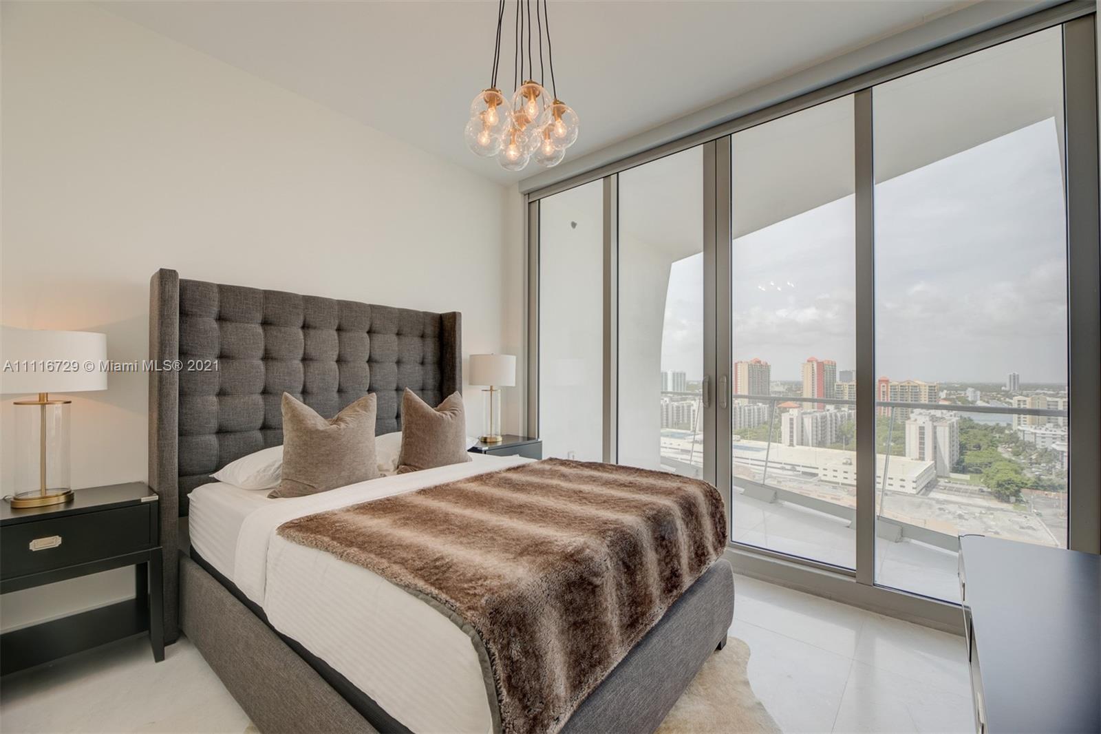 JADE SIGNATURE CONDO - Residential