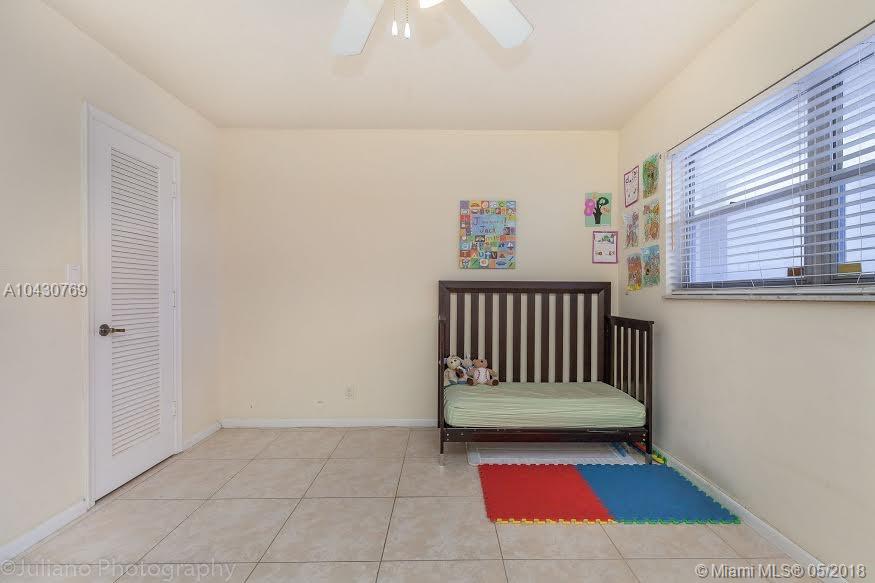 RIVERSIDE TOWERS INC COND - Residential Lease