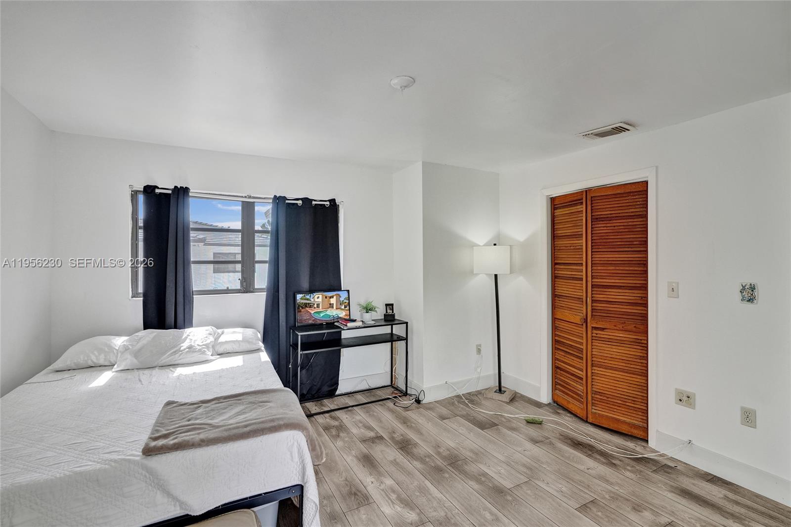 BRICKELL HAMMOCK UNIT NO - Residential