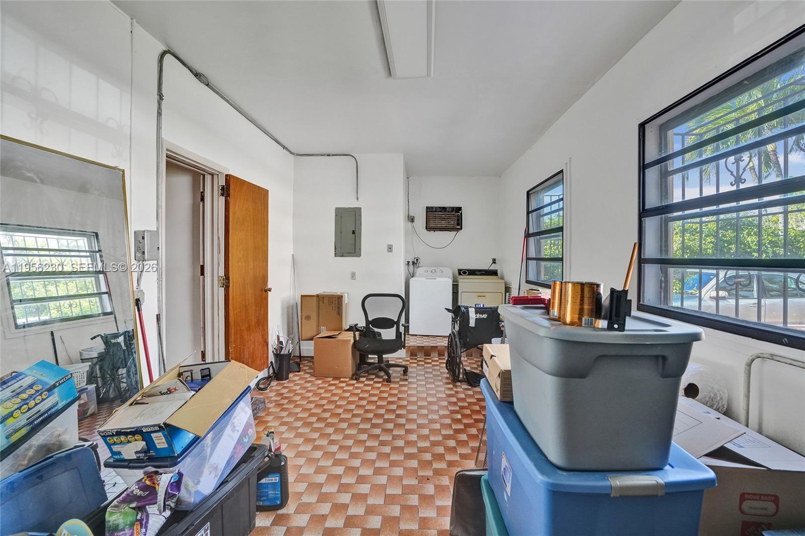 BRICKELL HAMMOCK UNIT NO - Residential