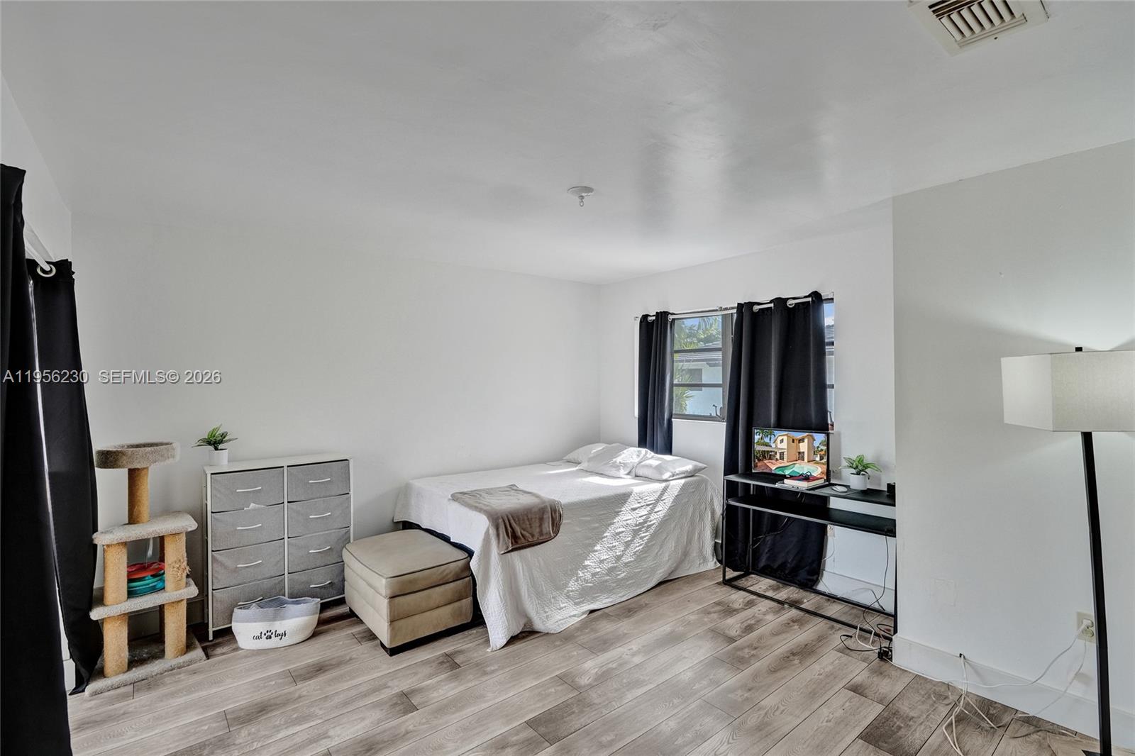 BRICKELL HAMMOCK UNIT NO - Residential