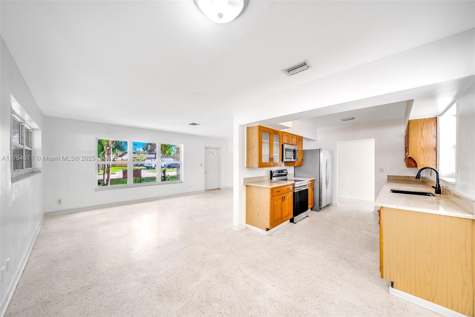 ROBERTSON PARK - Residential