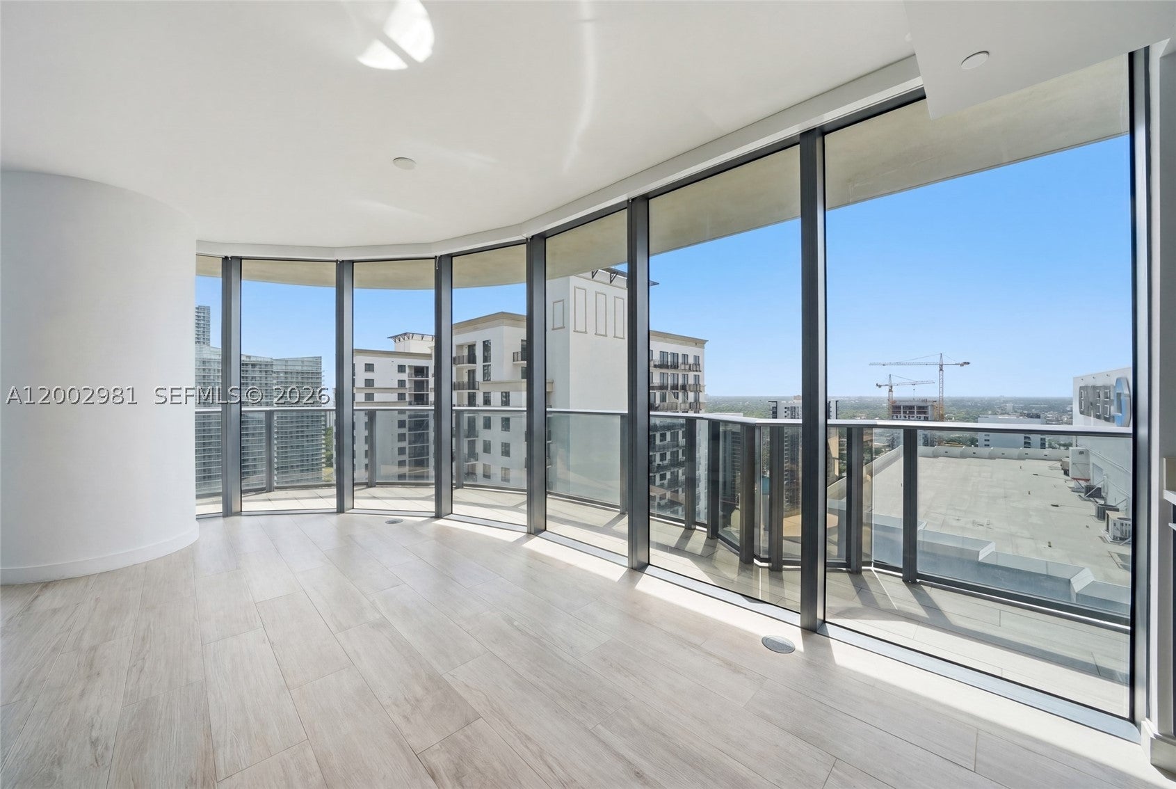 55 SW 9th St 3106