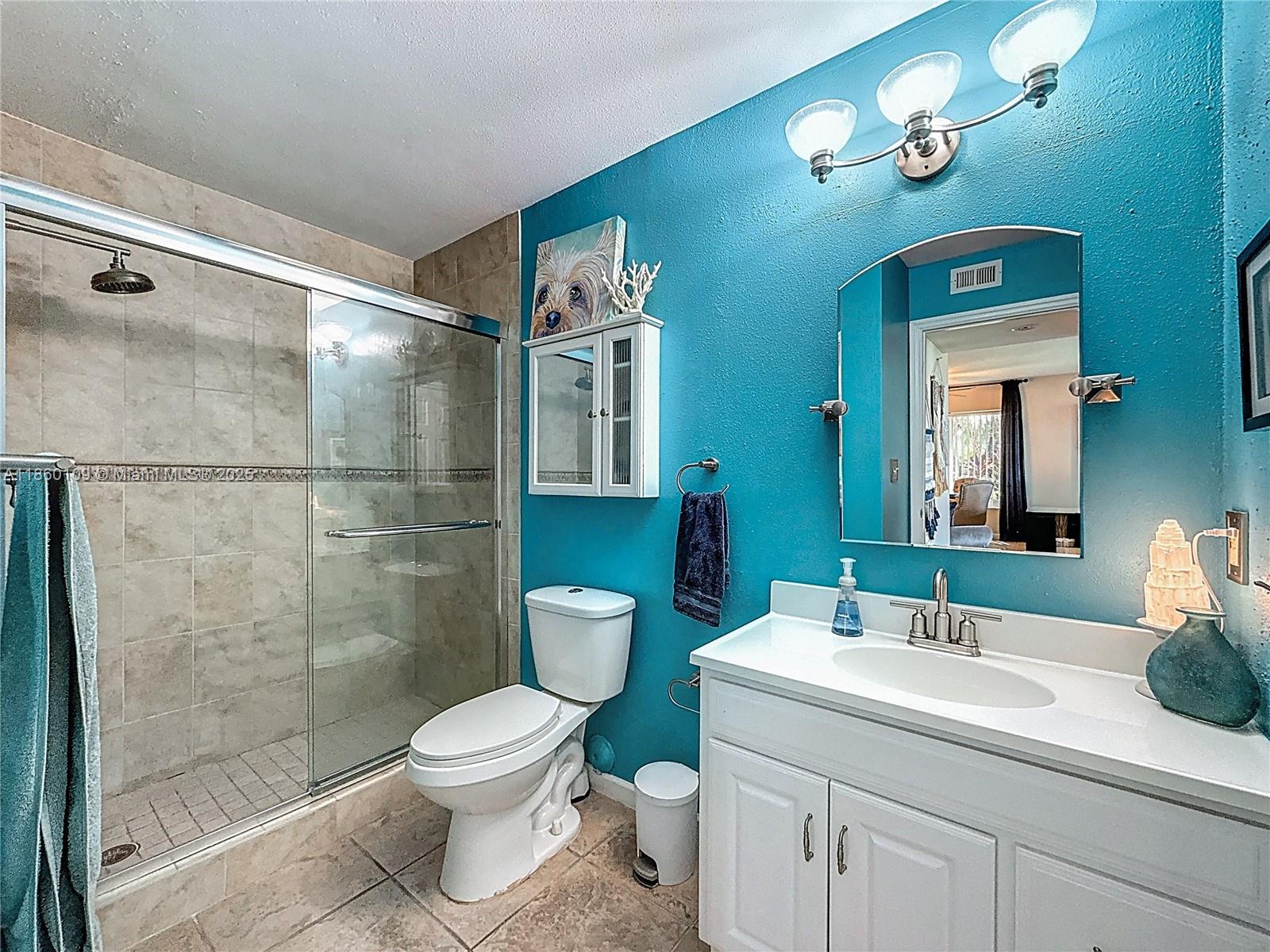 SAILBOAT POINTE CONDO - Residential