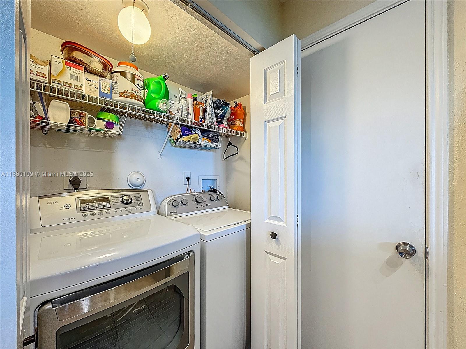 SAILBOAT POINTE CONDO - Residential