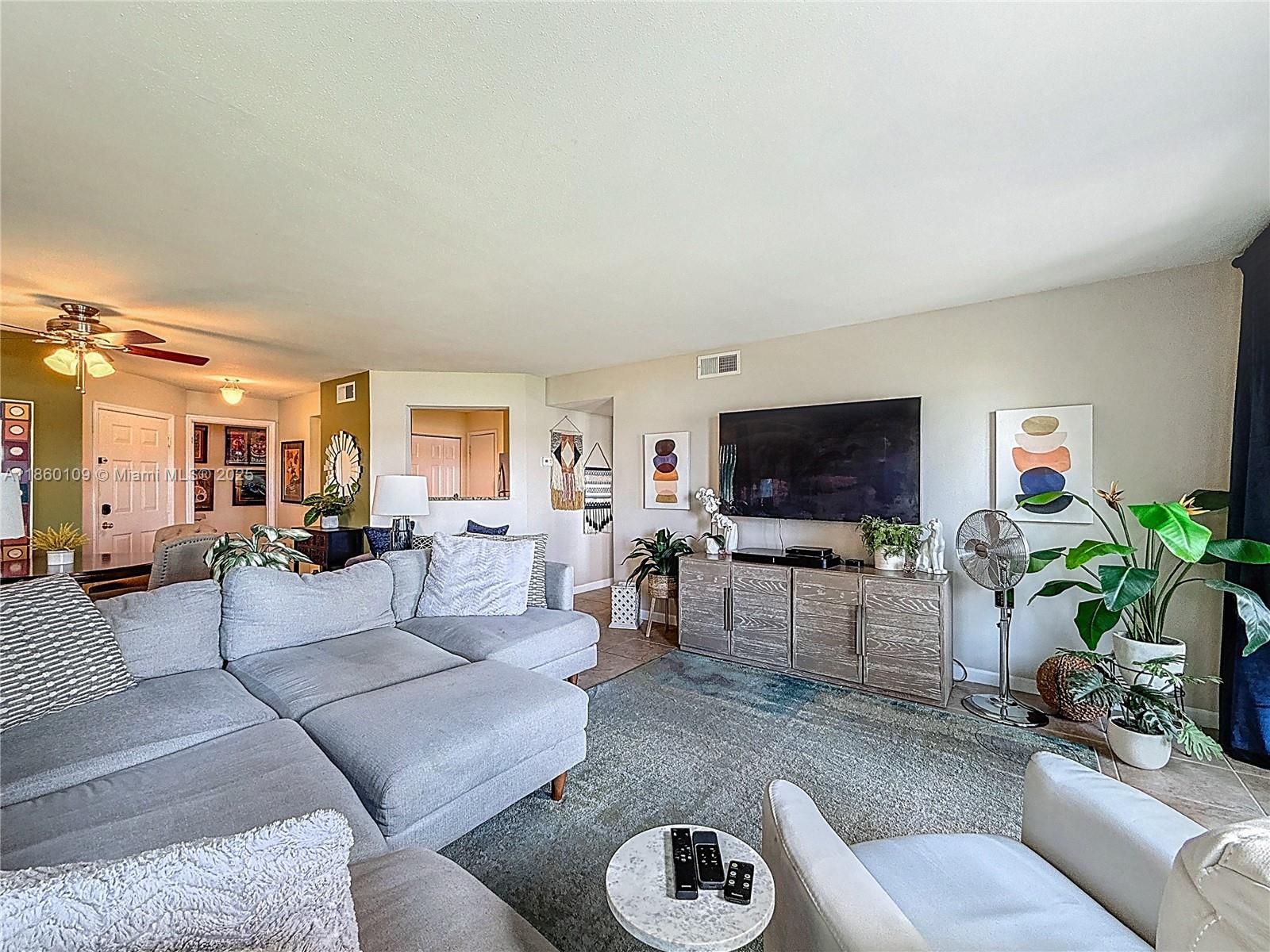 SAILBOAT POINTE CONDO - Residential