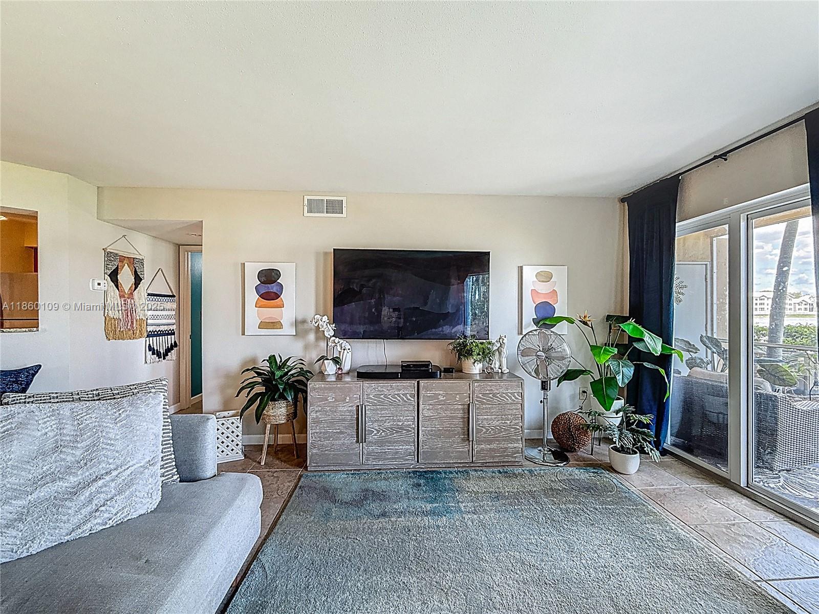 SAILBOAT POINTE CONDO - Residential