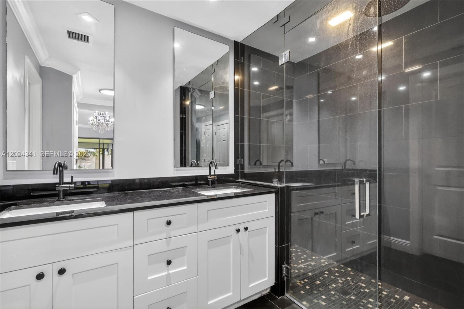SUN VALLEY 2 - Residential Lease