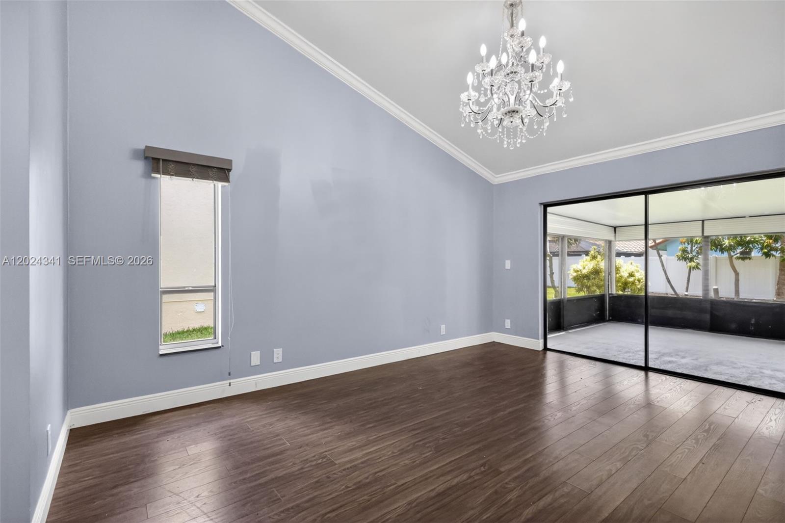 SUN VALLEY 2 - Residential Lease