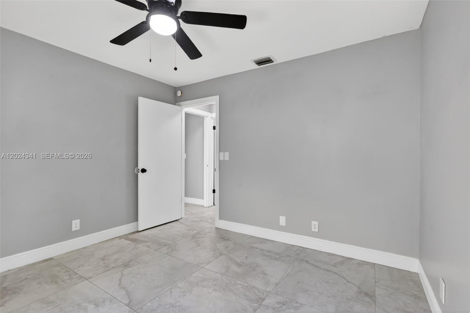 SUN VALLEY 2 - Residential Lease