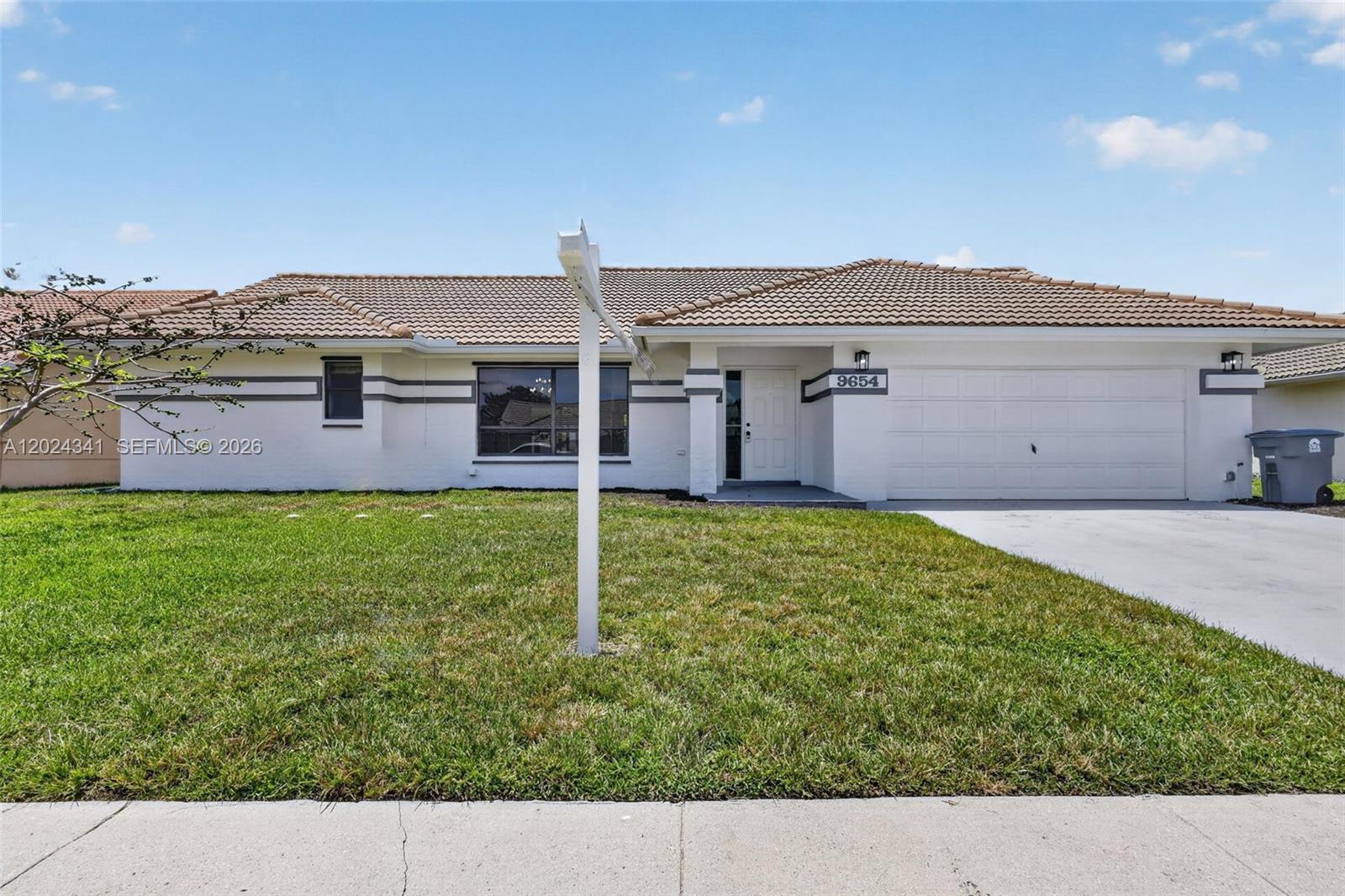 SUN VALLEY 2 - Residential Lease