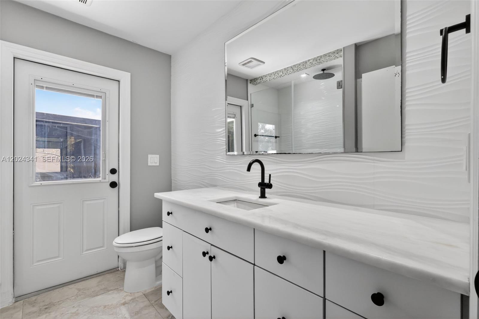 SUN VALLEY 2 - Residential Lease