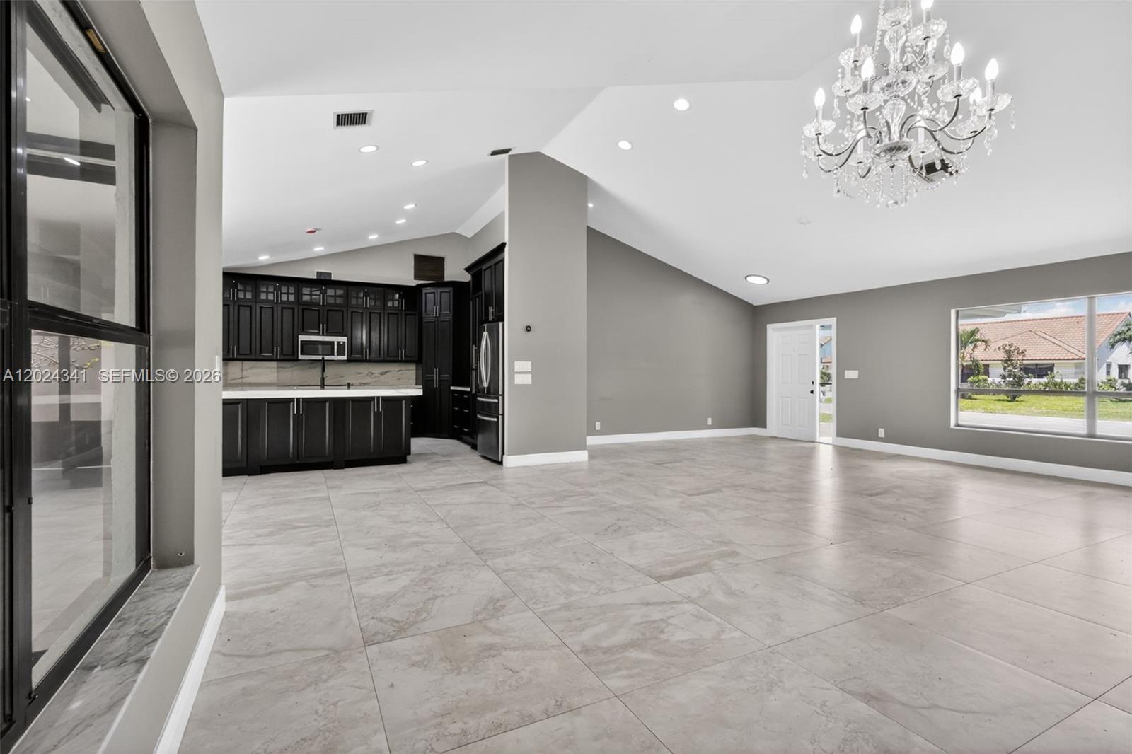 SUN VALLEY 2 - Residential Lease