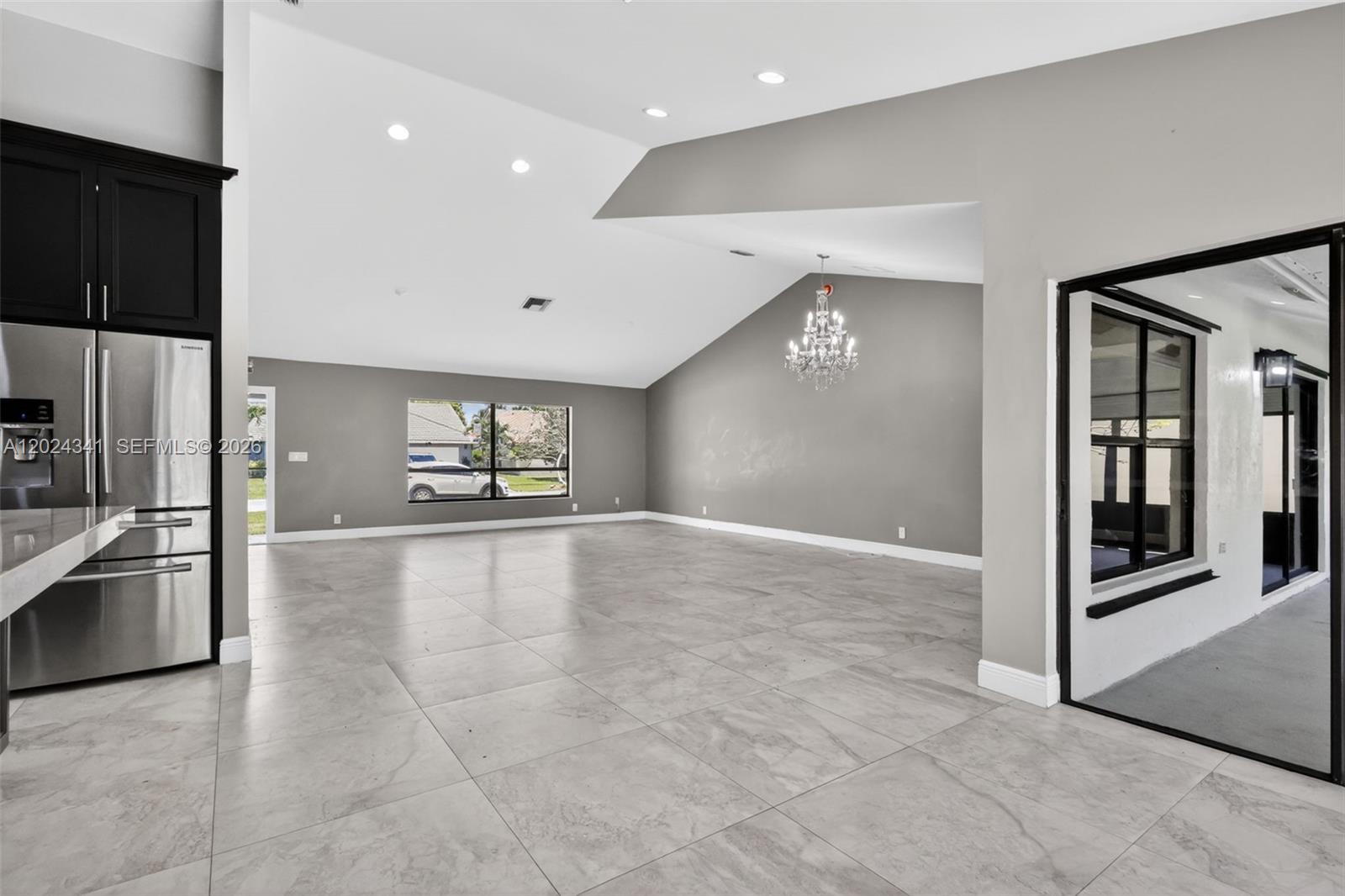 SUN VALLEY 2 - Residential Lease