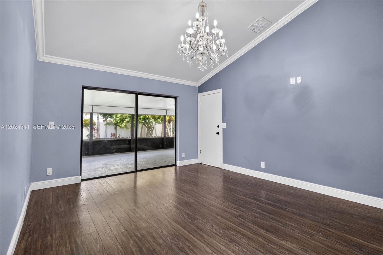 SUN VALLEY 2 - Residential Lease