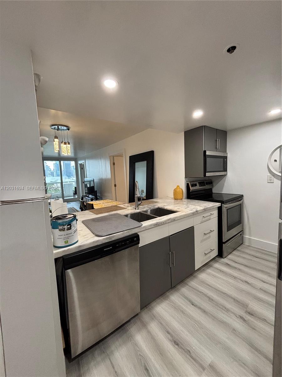 1717 N Bayshore Dr A-1652