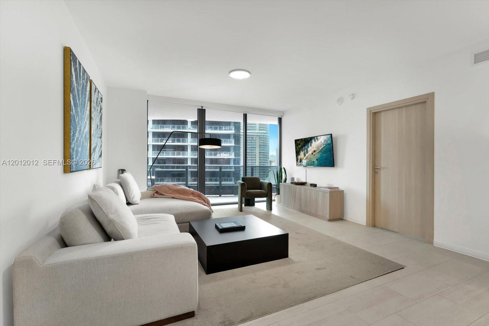 1000 Brickell Plz 3607