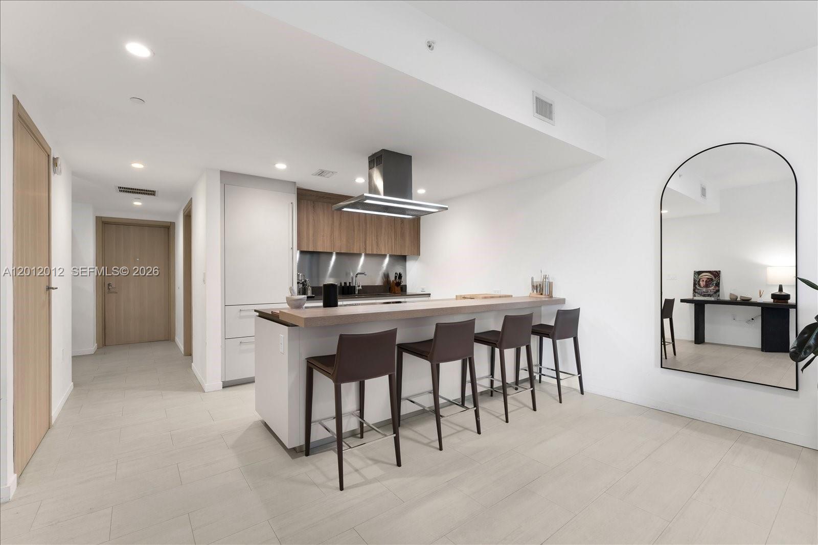 1000 Brickell Plz 3607