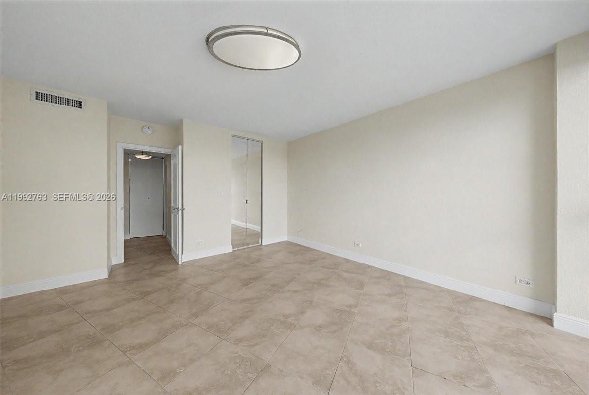 BRICKELL TOWNHOUSE CONDO - Residential