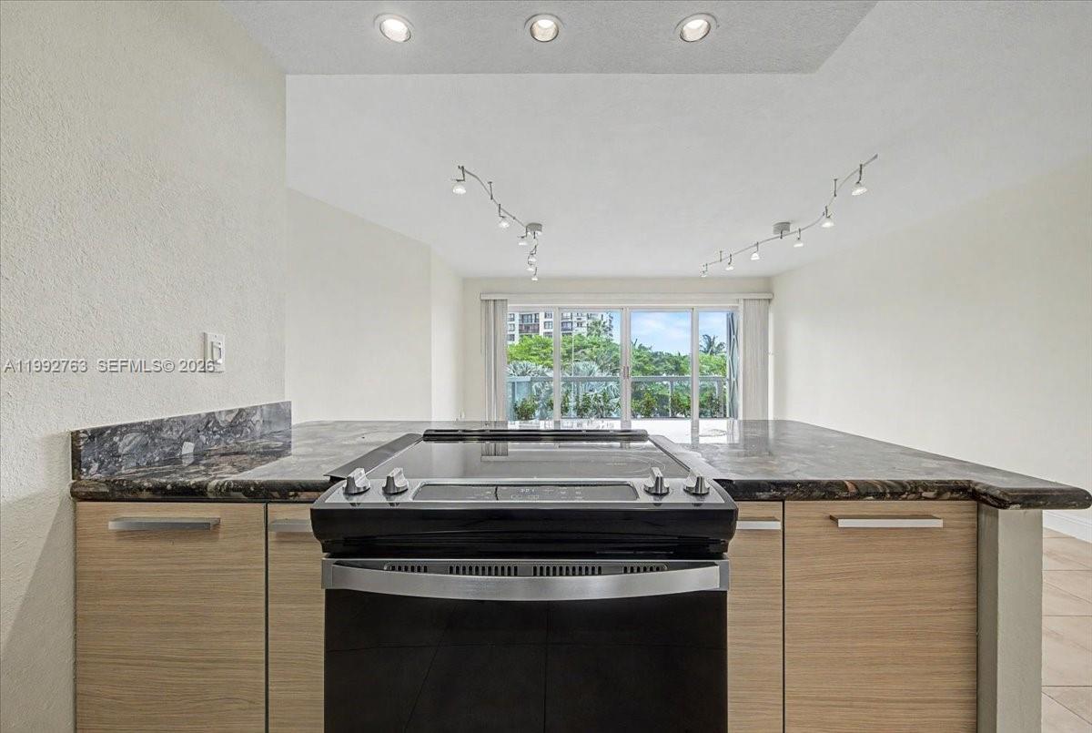 BRICKELL TOWNHOUSE CONDO - Residential