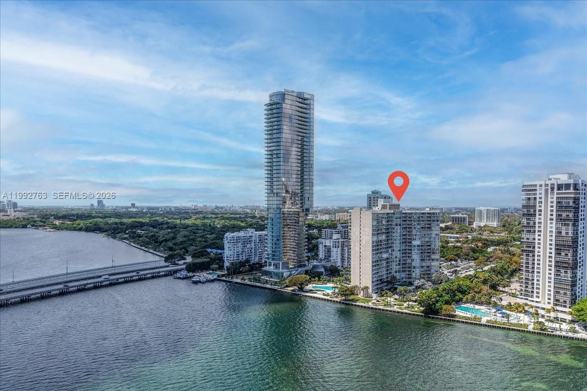 BRICKELL TOWNHOUSE CONDO - Residential