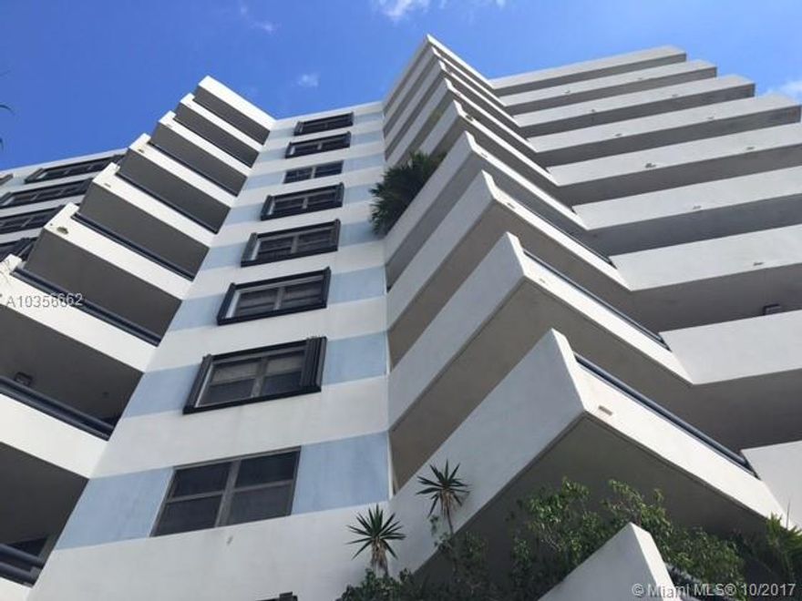 Direct Intra coastal South East View; 1 Bed 1 1/2 Bathroom in Edgewater, Washer and Dryer on unit, remodeled.  Must see!!! Edge Water new area near Midtown, Wynwood