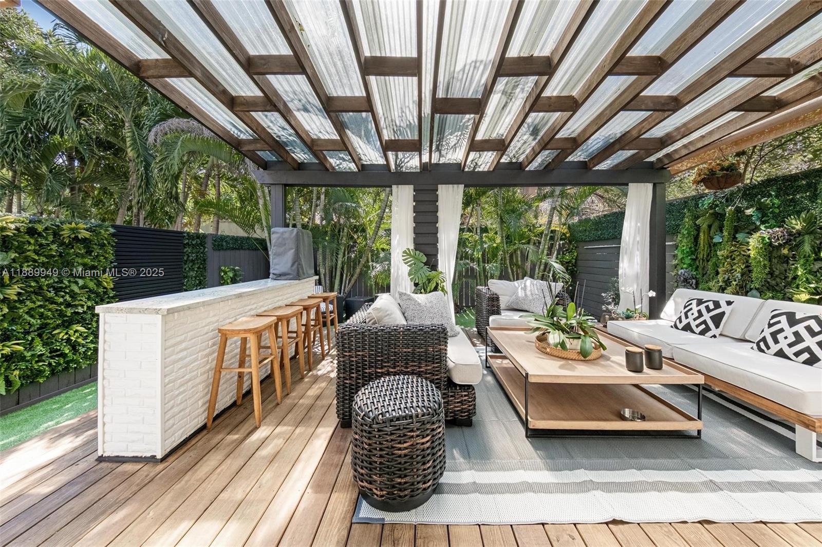 WEBSTER TERR - Residential