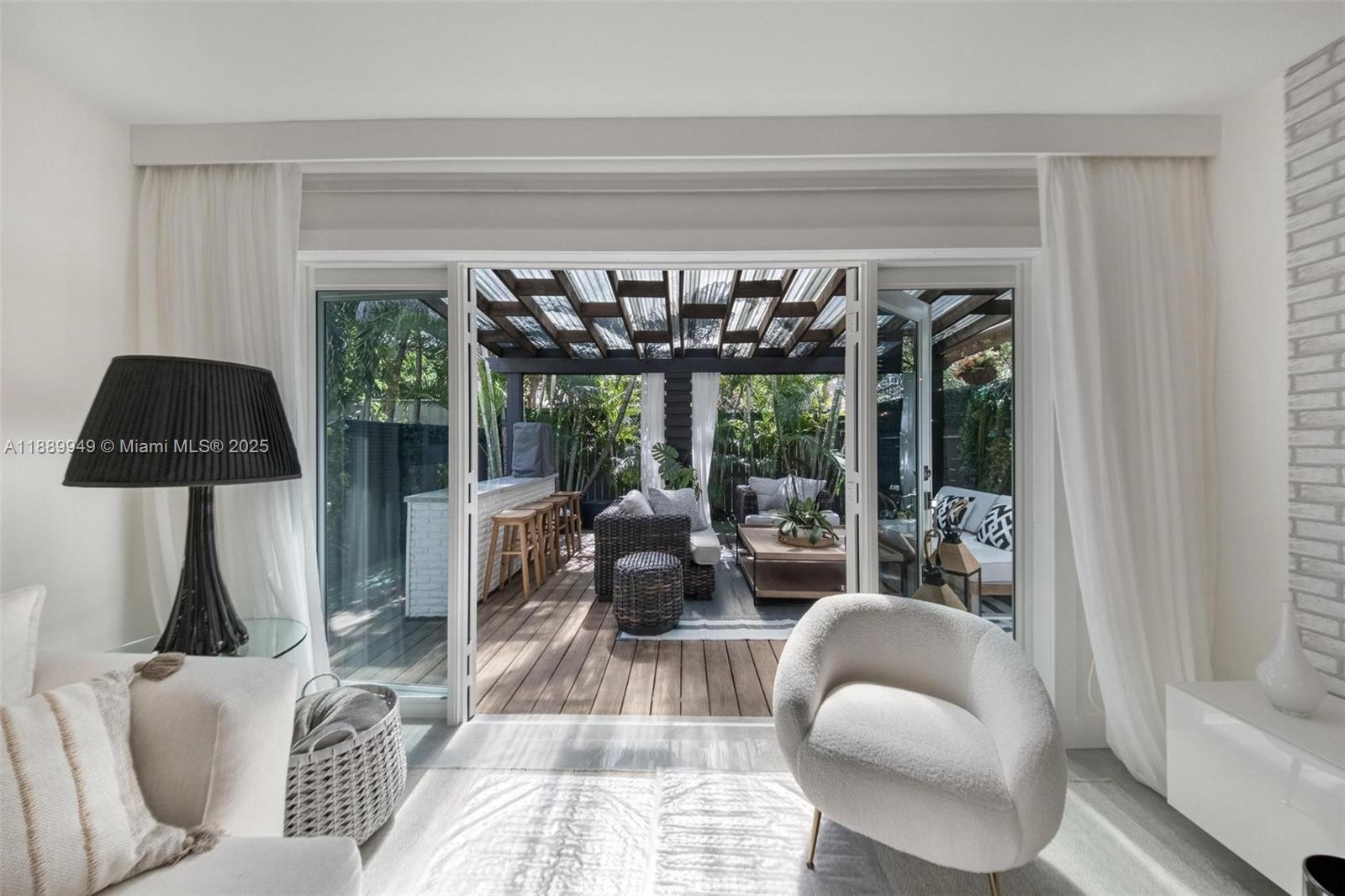 WEBSTER TERR - Residential