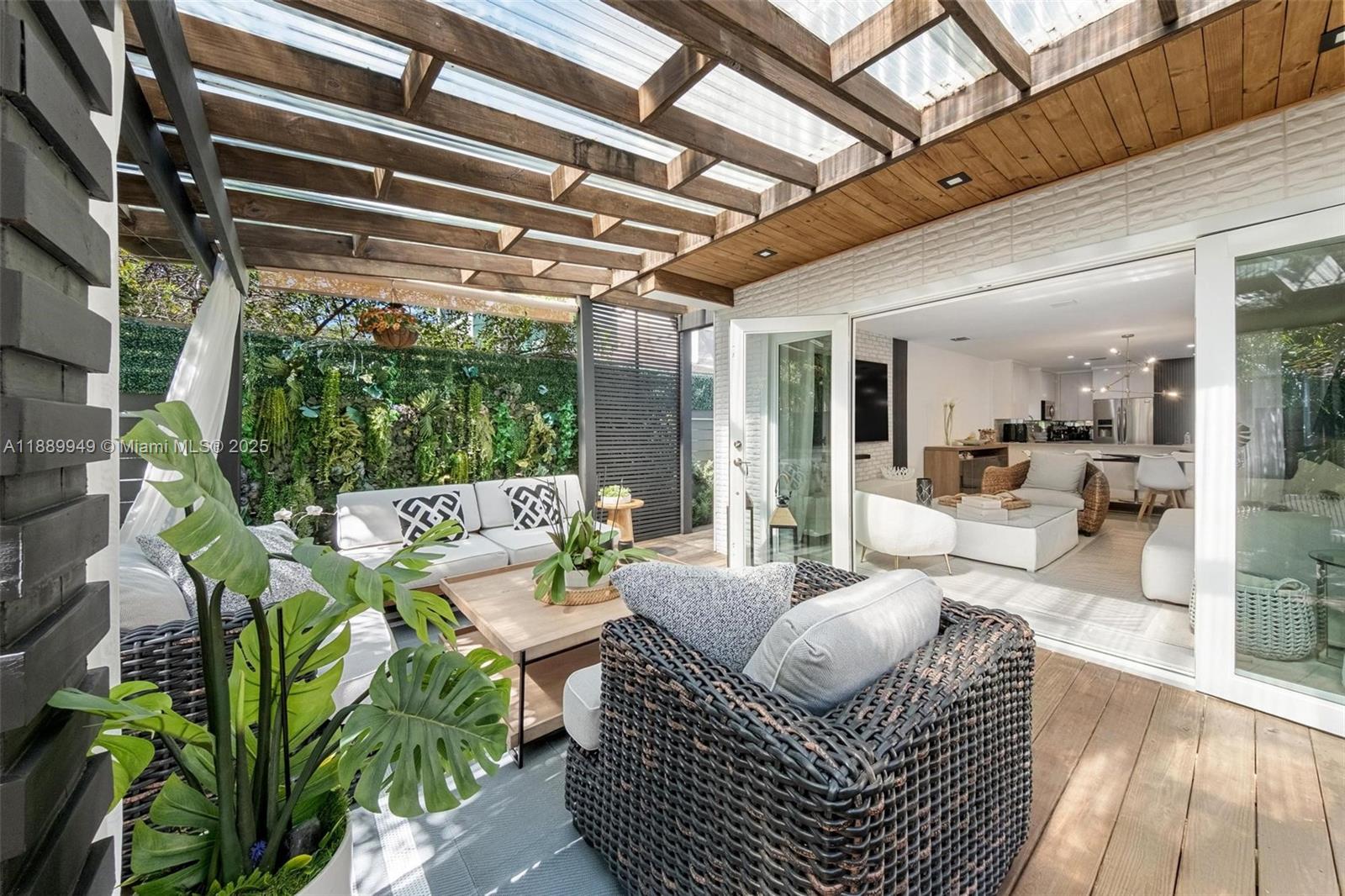 WEBSTER TERR - Residential