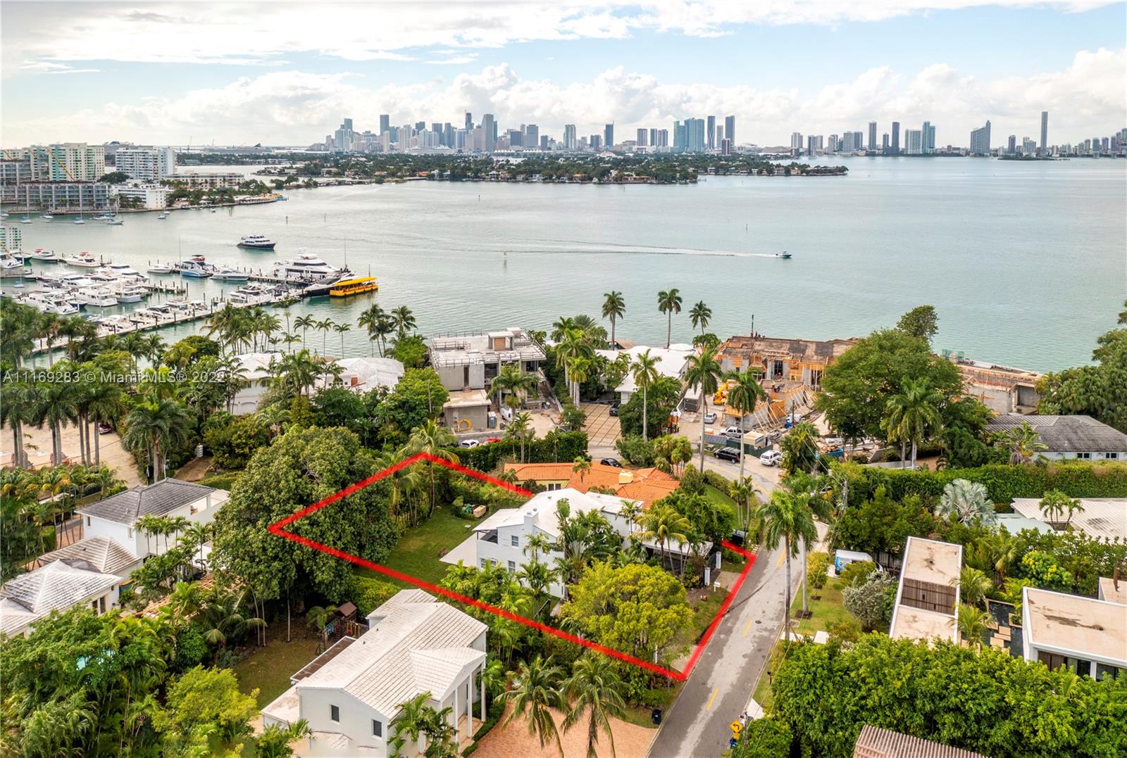 SUNSET ISLANDS - ISLAND N - Residential