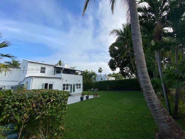 SUNSET ISLANDS - ISLAND N - Residential